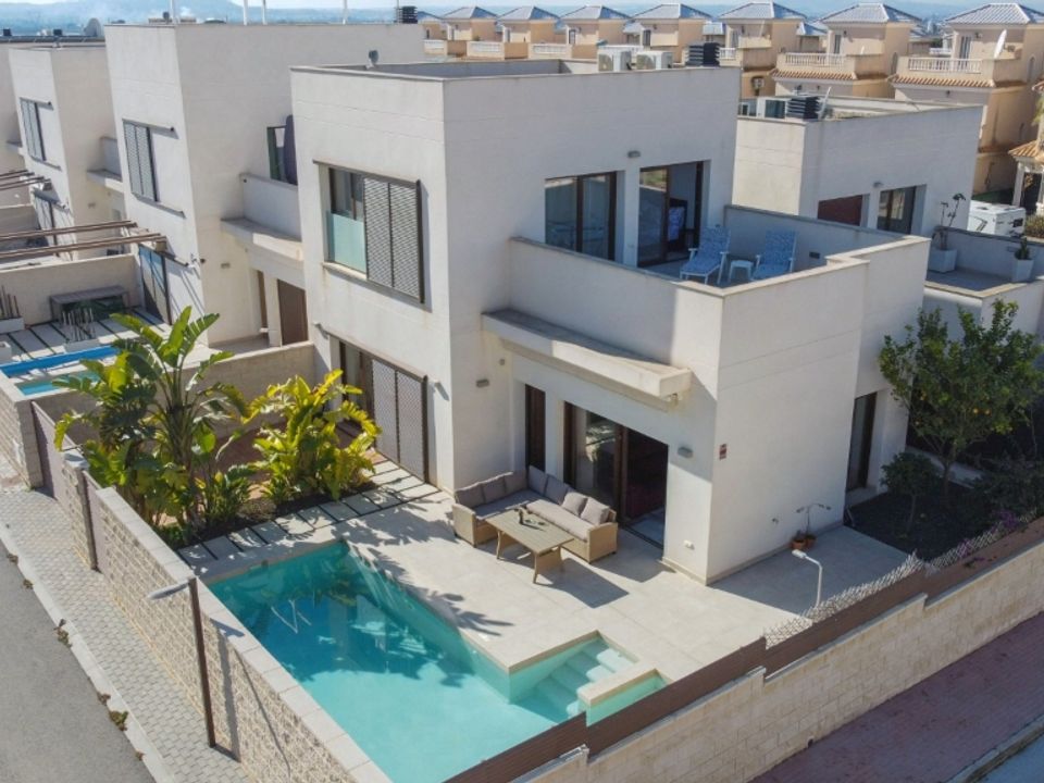 Villa i La Marina, Alicante - foto 1